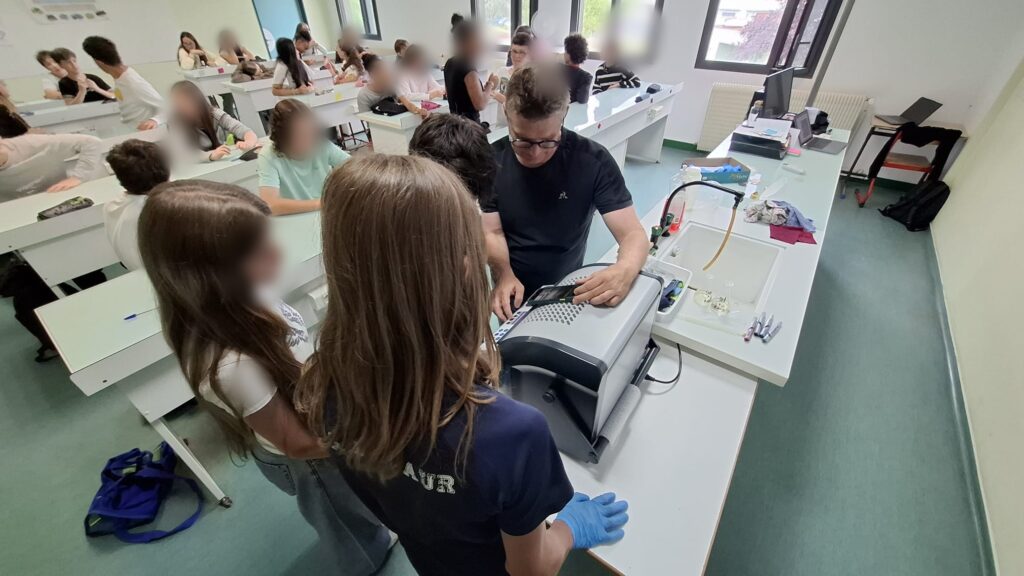 CollegeClauzades_flou